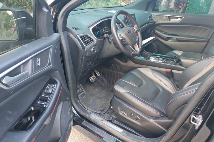Used Ford Edge 2020 EcoBoost 245 4x4 ST-Line 7-Seater Driver Seat