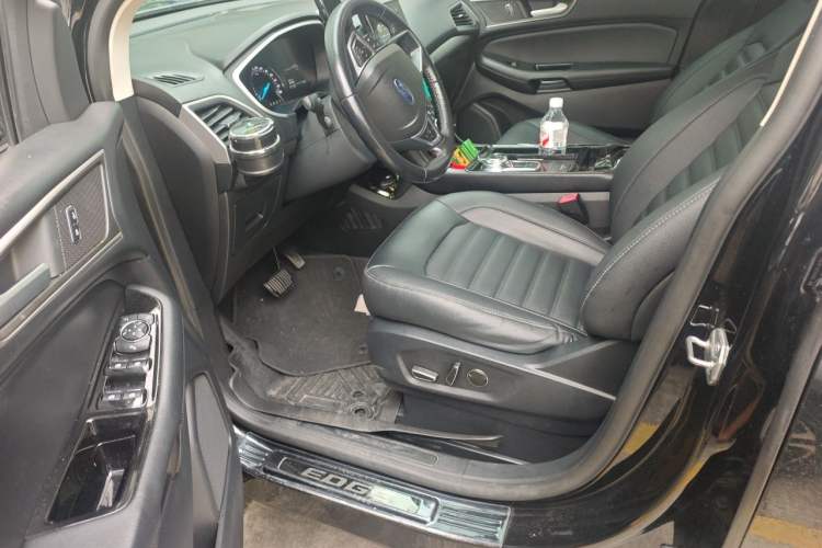 Used Ford Edge 2020 EcoBoost 245 Two-Wheel-Drive Platinum Edition 5 Seats Driver Seat