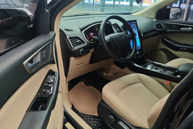 Used Ford Edge 2020 EcoBoost 245 Two-Wheel-Drive Titanium 5-Seater Driver Seat