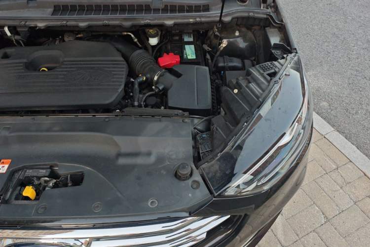 Used Ford Edge 2020 EcoBoost 245 Two-Wheel Drive Titanium 7-Seater Engine Bay Left