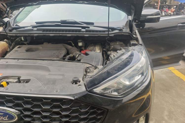 Used Ford Edge 2020 EcoBoost 245 Two-Wheel-Drive Platinum Edition 5 Seats Engine Bay Left