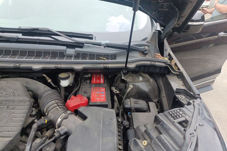 Used Ford Edge 2020 EcoBoost 245 Two-Wheel Drive Titanium 7-Seater Engine Bay Left