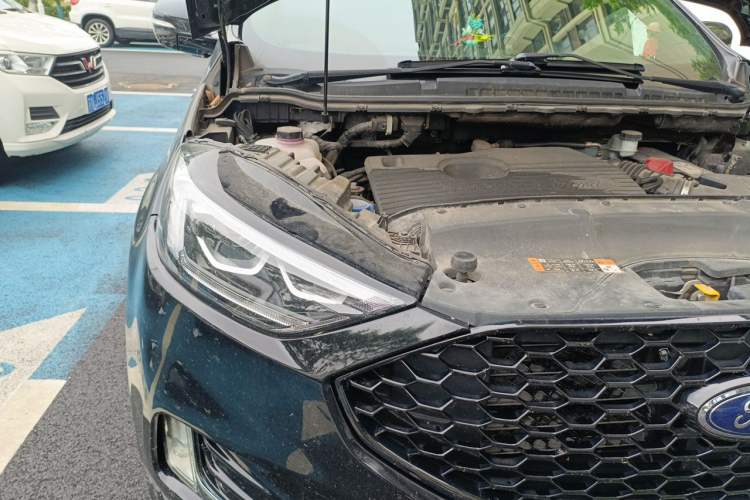 Used Ford Edge 2020 EcoBoost 245 4x4 ST-Line 7-Seater Engine Bay Right