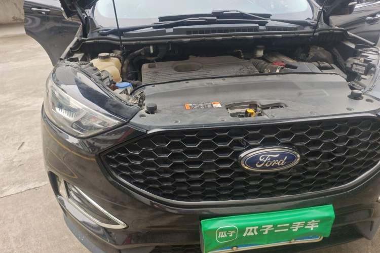 Used Ford Edge 2020 EcoBoost 245 Two-Wheel-Drive Platinum Edition 5 Seats Engine Bay Right