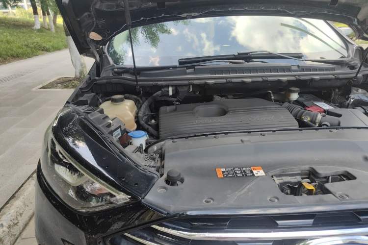 Used Ford Edge  Engine Bay Right