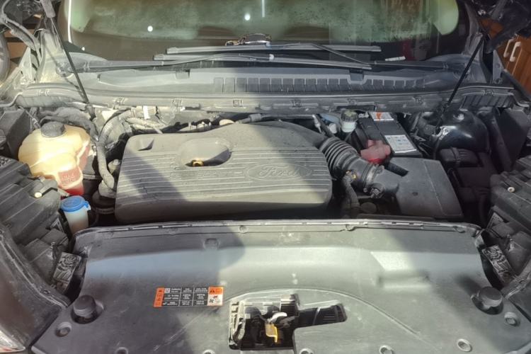 Used Ford Edge 2020 EcoBoost 245 Two-Wheel Drive Titanium 7-Seater Engine Bay