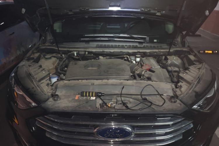 Used Ford Edge 2020 EcoBoost 245 Two-Wheel Drive Titanium 7-Seater Engine Bay