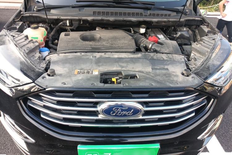 Used Ford Edge 2020 EcoBoost 245 Two-Wheel Drive Titanium 7-Seater Engine Bay