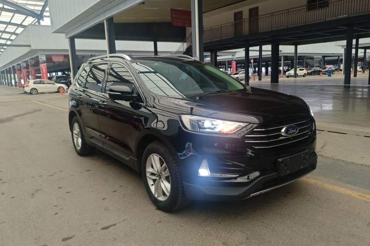Used Ford Edge 2020 EcoBoost 245 Two-Wheel-Drive Titanium 5-Seater Exterior 1