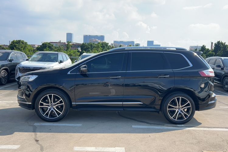 Used Ford Edge 2020 EcoBoost 245 Two-Wheel Drive Titanium 7-Seater Exterior 3