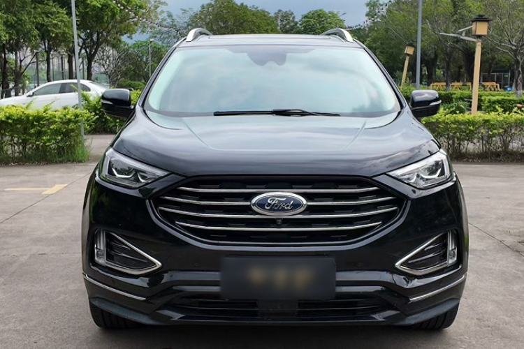 Used Ford Edge 2020 EcoBoost 245 Two-Wheel Drive Titanium 7-Seater Exterior 4
