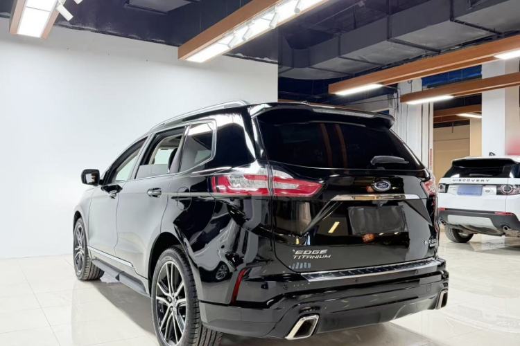 Used Ford Edge 2020 EcoBoost 245 Two-Wheel Drive Titanium 7-Seater Exterior 5