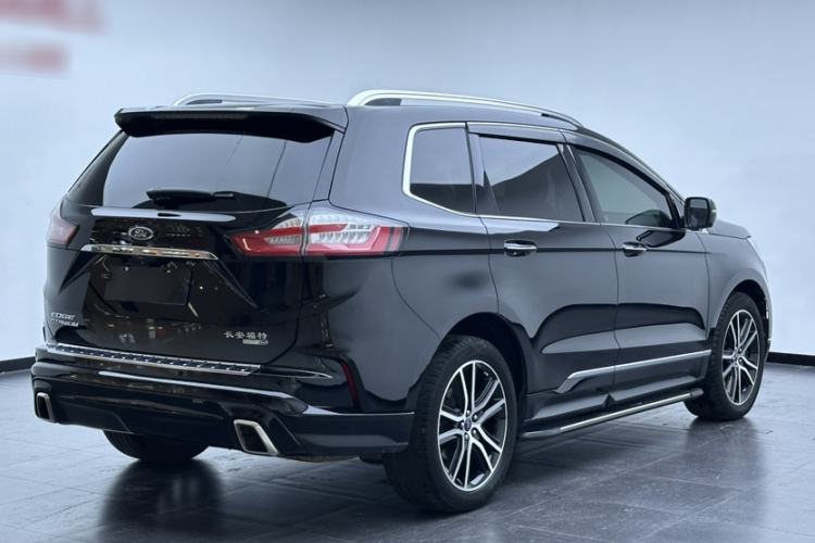 Used Ford Edge 2020 EcoBoost 245 Two-Wheel Drive Titanium 7-Seater Exterior 5