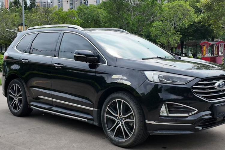 Used Ford Edge 2020 EcoBoost 245 Two-Wheel Drive Titanium 7-Seater Exterior 5