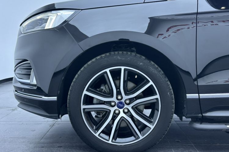 Used Ford Edge 2020 EcoBoost 245 Two-Wheel Drive Titanium 7-Seater Exterior 6