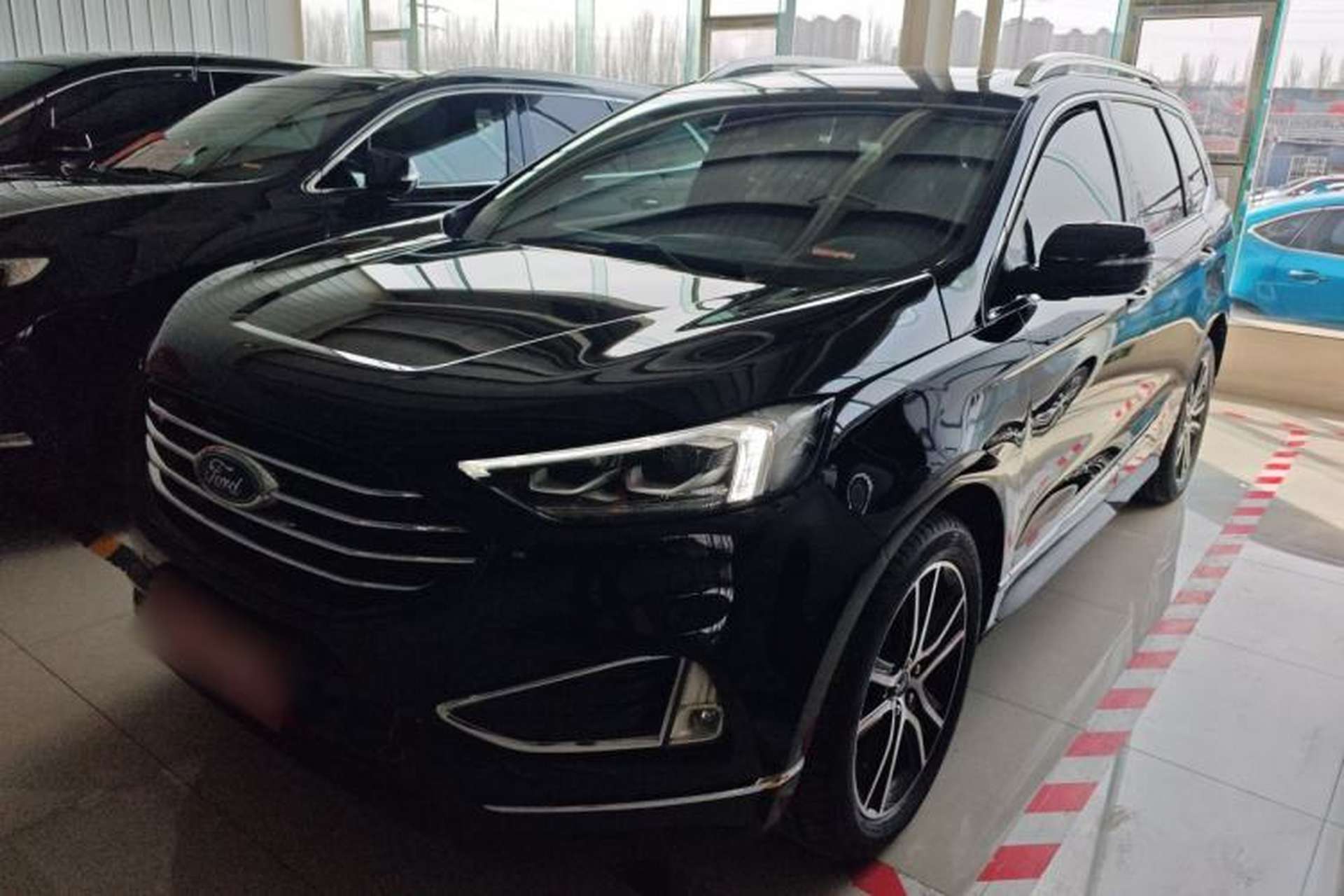 Used Ford Edge 2020 EcoBoost 245 Two-Wheel Drive Titanium 7-Seater Front Left 45 Deg