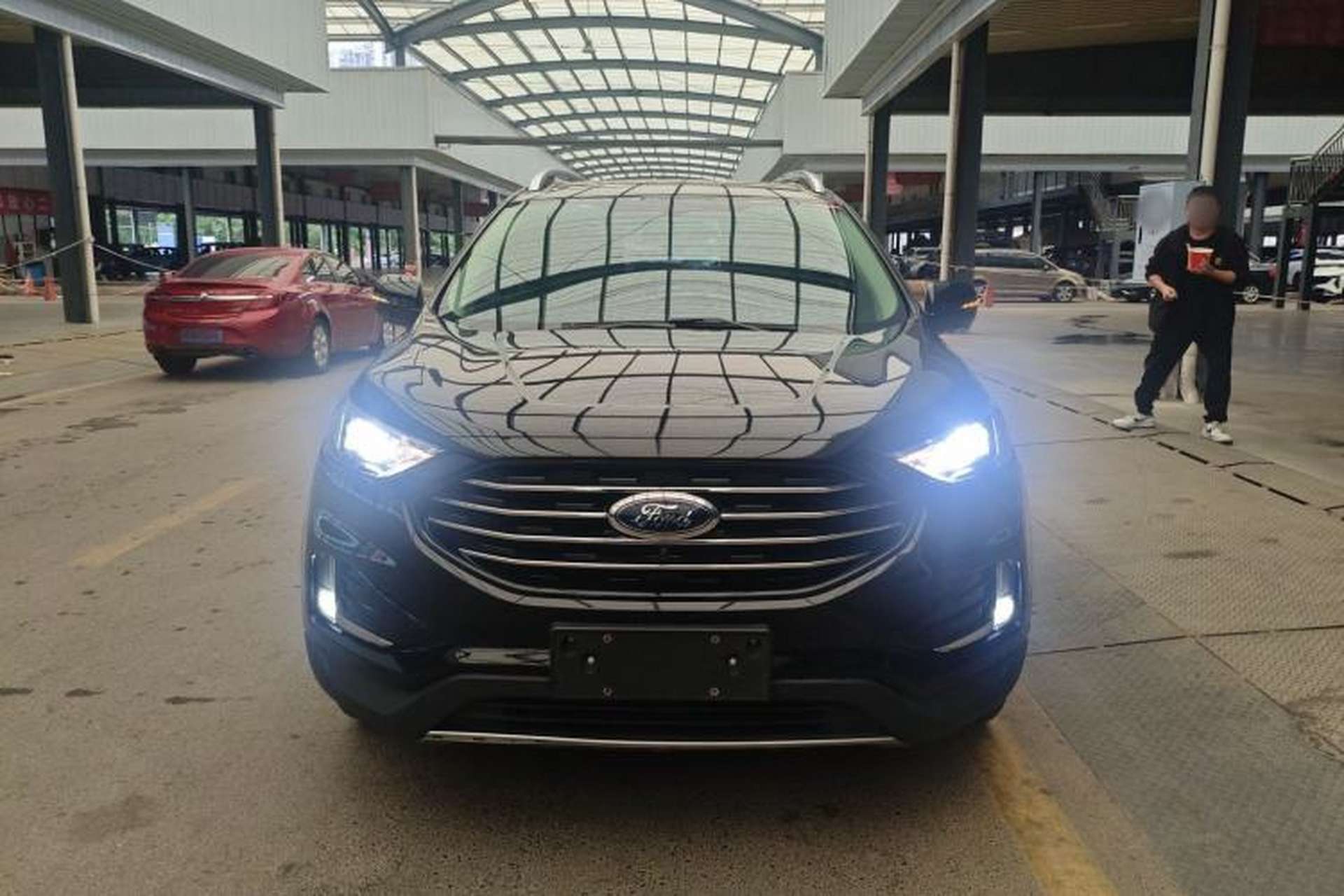Used Ford Edge 2020 EcoBoost 245 Two-Wheel-Drive Titanium 5-Seater Front