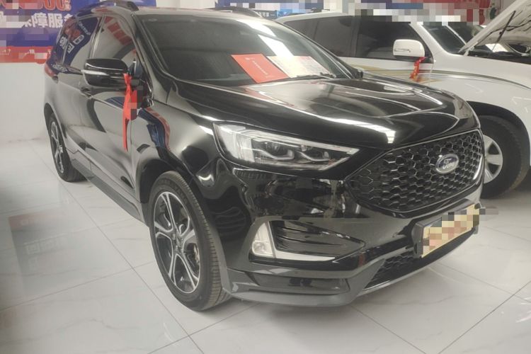 Used Ford Edge 2020 EcoBoost 245 2WD ST-Line 5-seater Front Right 45 Deg