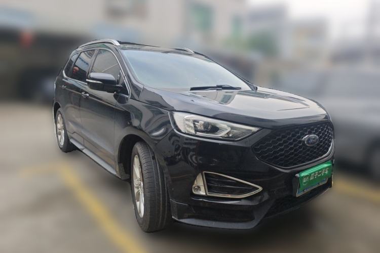 Used Ford Edge 2020 EcoBoost 245 Two-Wheel-Drive Platinum Edition 5 Seats Front Right 45 Deg