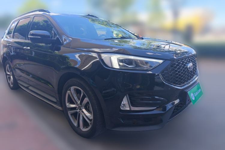 Used Ford Edge 2020 EcoBoost 245 4x4 ST-Line 7-Seater Front Right 45 Deg