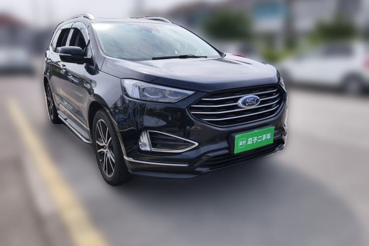 Used Ford Edge 2020 EcoBoost 245 Two-Wheel Drive Titanium 7-Seater Front Right 45 Deg