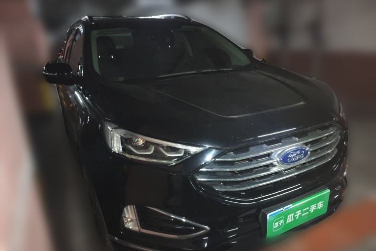 Used Ford Edge 2020 EcoBoost 245 Two-Wheel Drive Titanium 7-Seater Front Right 45 Deg