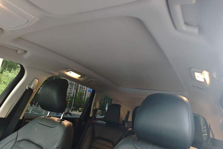 Used Ford Edge 2020 EcoBoost 245 Two-Wheel Drive Titanium 7-Seater Headliner