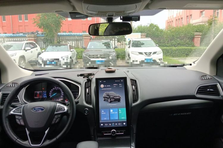 Used Ford Edge 2020 EcoBoost 245 Two-Wheel-Drive Platinum Edition 5 Seats Headliner