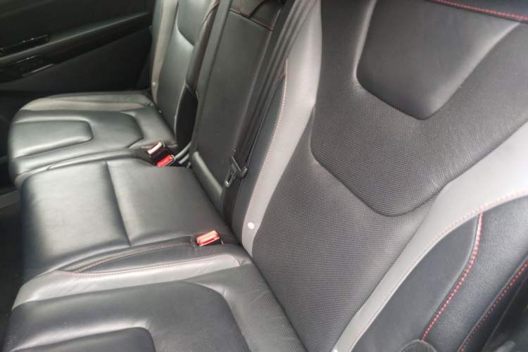 Used Ford Edge 2020 EcoBoost 245 2WD ST-Line 5-seater Interior 4