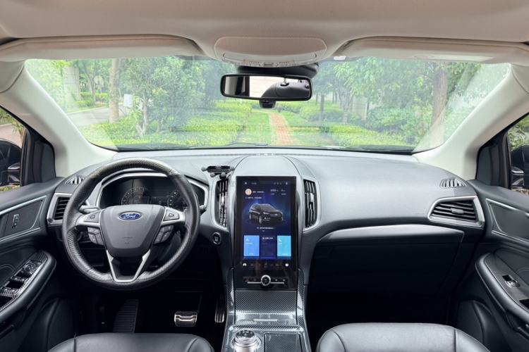 Used Ford Edge 2020 EcoBoost 245 Two-Wheel Drive Titanium 7-Seater Interior 8