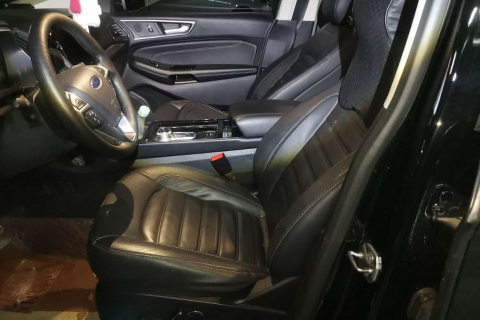 Used Ford Edge 2020 EcoBoost 245 Two-Wheel Drive Titanium 7-Seater Left Front Seat