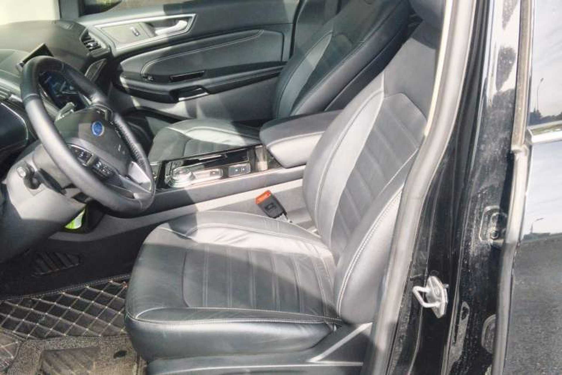Used Ford Edge 2020 EcoBoost 245 Two-Wheel Drive Titanium 7-Seater Left Front Seat