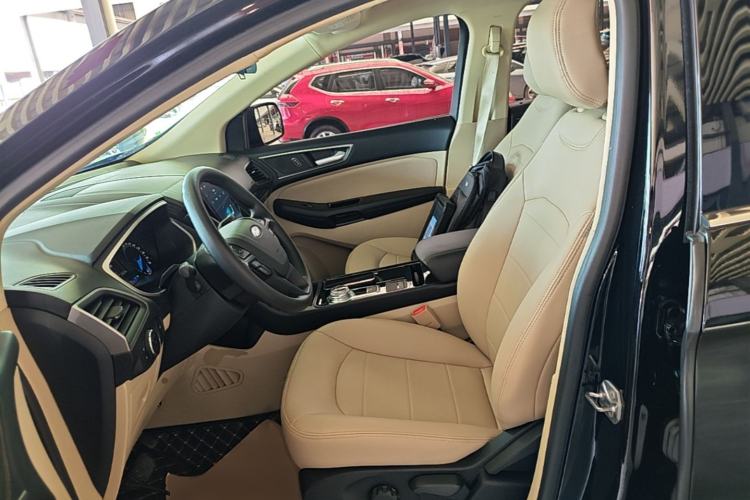 Used Ford Edge 2020 EcoBoost 245 Two-Wheel-Drive Titanium 5-Seater Left Front Seat
