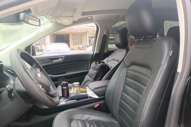 Used Ford Edge 2020 EcoBoost 245 Two-Wheel Drive Titanium 7-Seater Left Front Seat