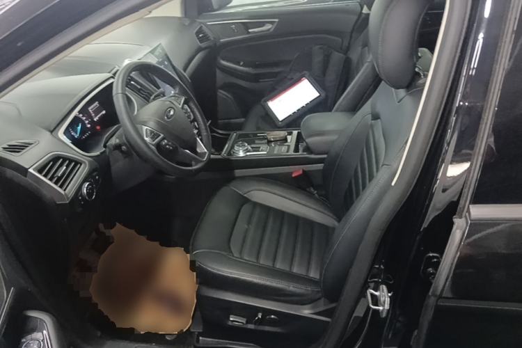 Used Ford Edge 2020 EcoBoost 245 Two-Wheel-Drive Platinum Edition 5 Seats Left Front Seat