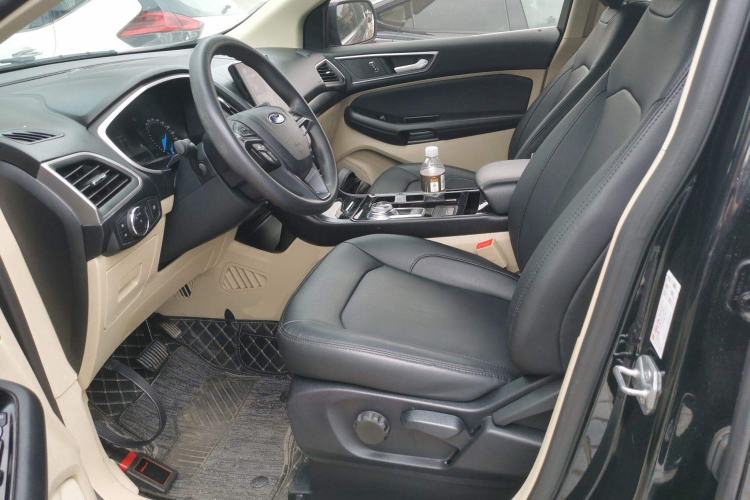 Used Ford Edge 2020 EcoBoost 245 Two-Wheel-Drive Titanium 5-Seater Left Front Seat