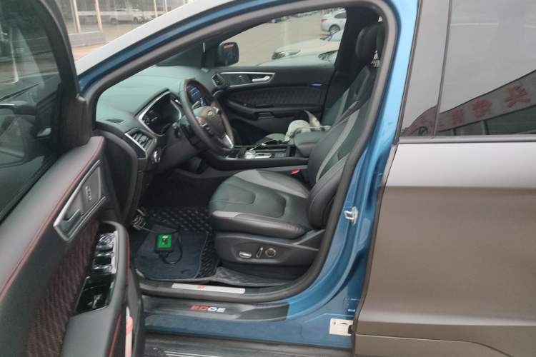 Used Ford Edge 2020 EcoBoost 245 4x4 ST-Line 7-Seater Left Front Seat