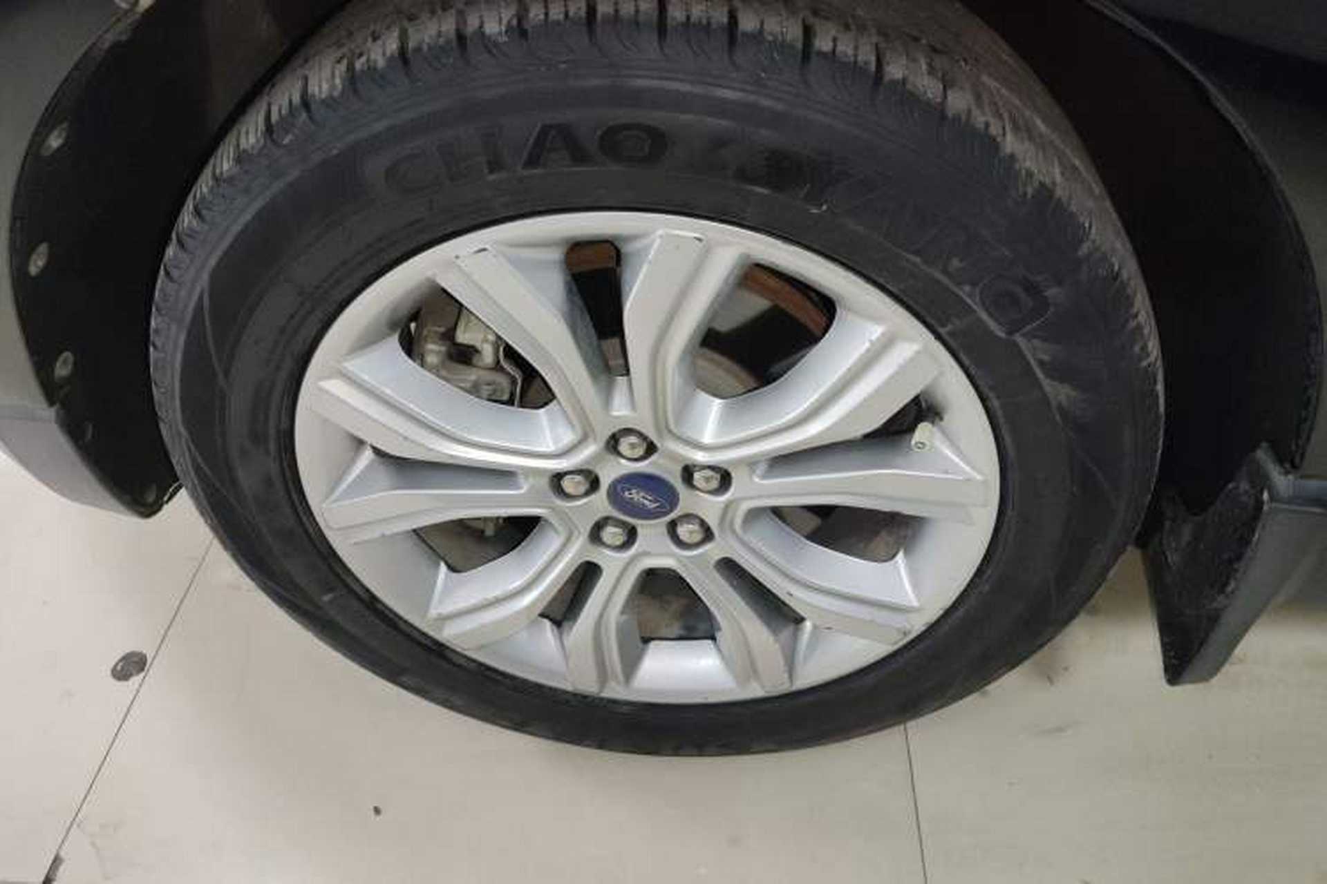 Used Ford Edge 2020 EcoBoost 245 Two-Wheel-Drive Platinum Edition 5 Seats Left Front Wheel Hub
