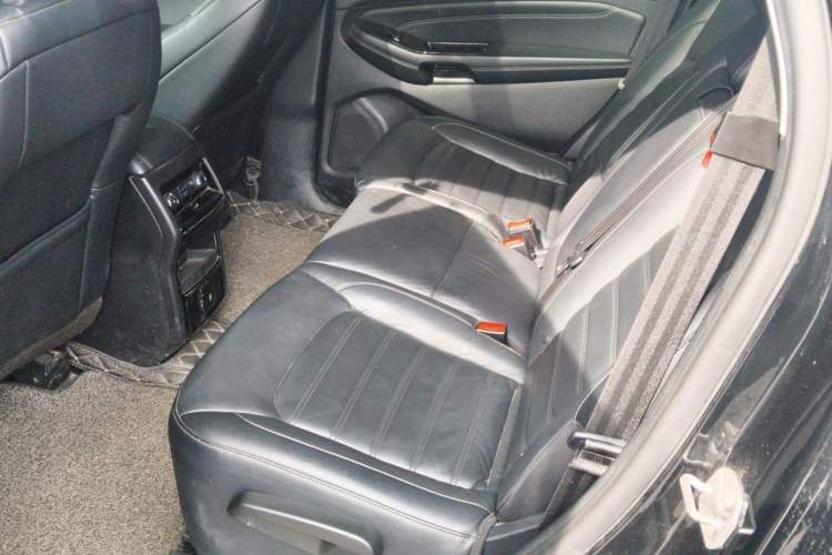 Used Ford Edge 2020 EcoBoost 245 Two-Wheel Drive Titanium 7-Seater Left Rear Seat