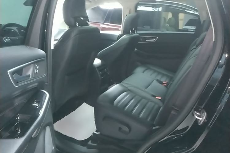 Used Ford Edge 2020 EcoBoost 245 Two-Wheel Drive Titanium 7-Seater Left Rear Seat