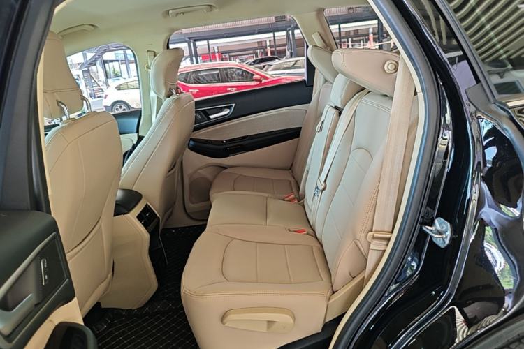 Used Ford Edge 2020 EcoBoost 245 Two-Wheel-Drive Titanium 5-Seater Left Rear Seat