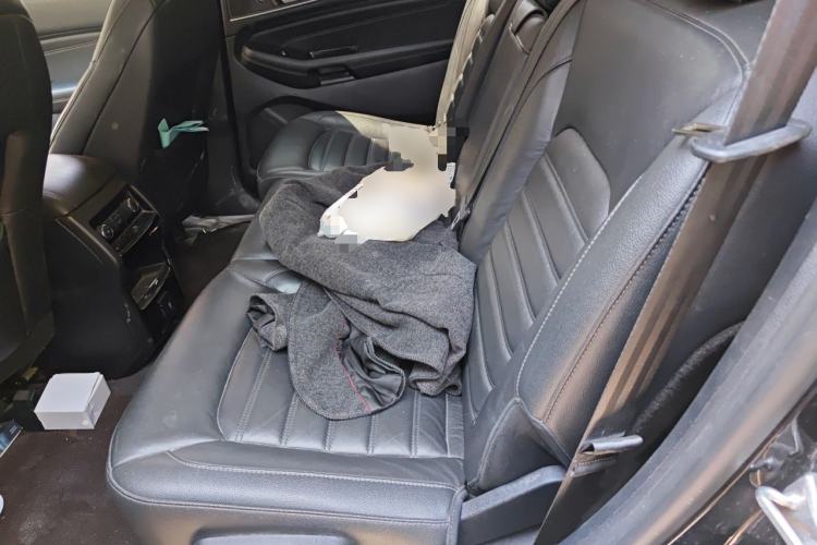 Used Ford Edge 2020 EcoBoost 245 Two-Wheel Drive Titanium 7-Seater Left Rear Seat