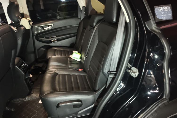Used Ford Edge 2020 EcoBoost 245 Two-Wheel Drive Titanium 7-Seater Left Rear Seat