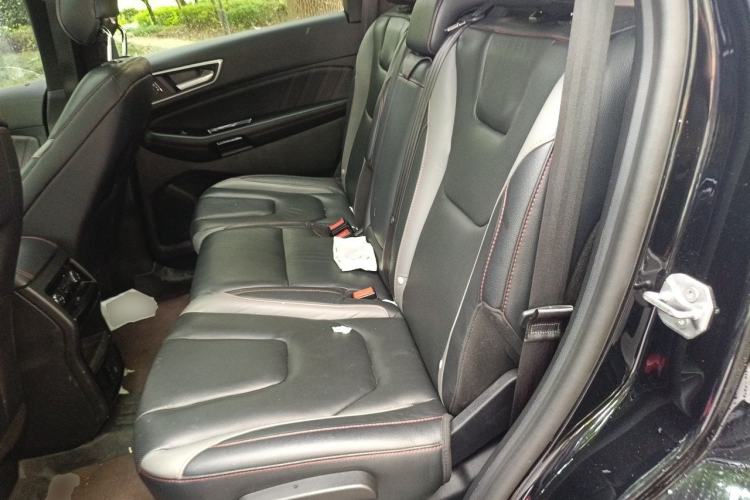 Used Ford Edge 2020 EcoBoost 245 4x4 ST-Line 7-Seater Left Rear Seat