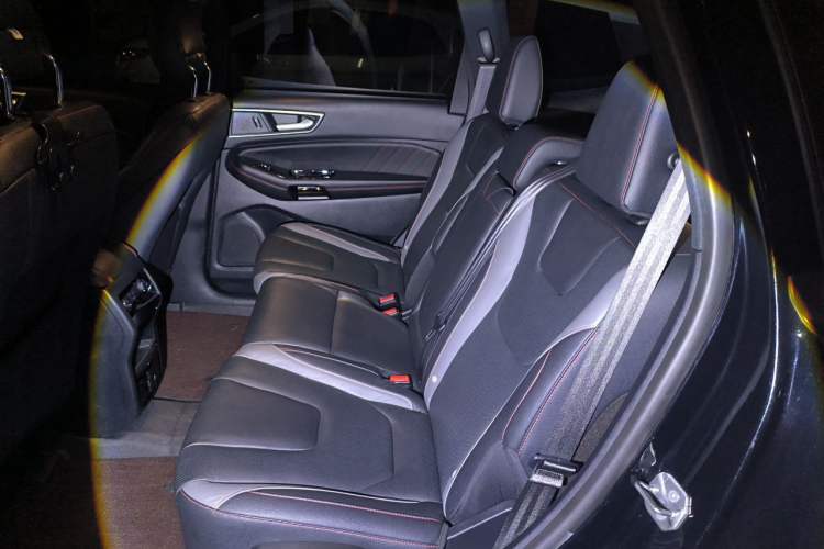Used Ford Edge 2020 EcoBoost 245 2WD ST-Line 5-seater Left Rear Seat
