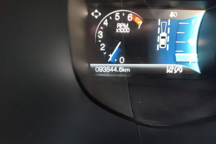 Used Ford Edge 2020 EcoBoost 245 4x4 ST-Line 7-Seater Odometer Close Up