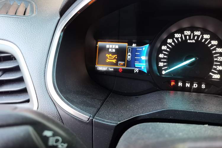 Used Ford Edge 2020 EcoBoost 245 4x4 ST-Line 7-Seater Odometer Close Up