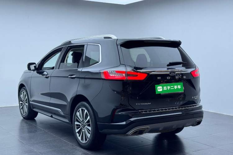 Used Ford Edge 2020 EcoBoost 245 Two-Wheel Drive Titanium 7-Seater Rear Left 45 Deg