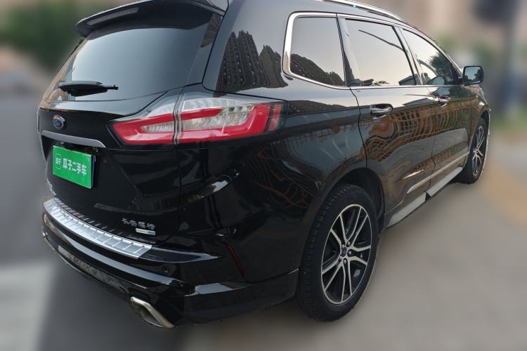 Used Ford Edge 2020 EcoBoost 245 Two-Wheel Drive Titanium 7-Seater Rear Right 45 Deg