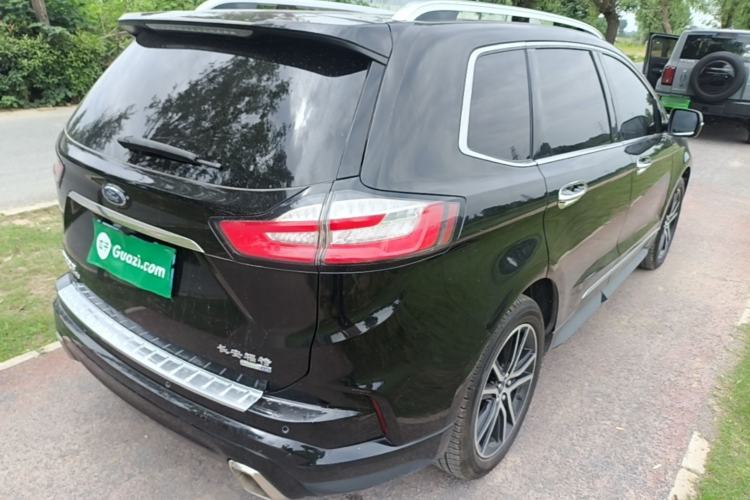 Used Ford Edge 2020 EcoBoost 245 Two-Wheel Drive Titanium 7-Seater Rear Right 45 Deg